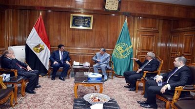 محافظ القليوبية يستقبل مستشاري النيابة الإدارية بالقليوبية لتهنئته بمنصب المحافظ 
