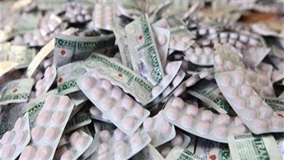 سقوط عاملين بحوزتهما 19 ألف قرص مخدر وكمية من الحشيش بمطروح