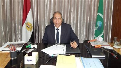 إقالة مدير مدرسة بسبب سقوط طالبة من أعلى 