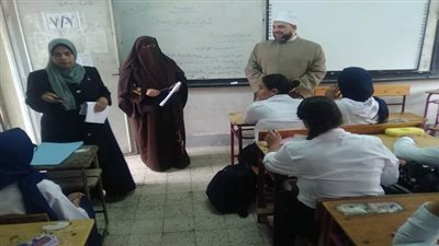 وكيل أوقاف السويس يلتقي طالبات الثانوية الجديدة ويحث علي مكارم الأخلاق