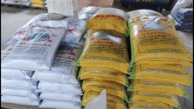 ضبط 87 طن أعلاف حيوانية غير صالحة للاستخدام فى أبو النمرس