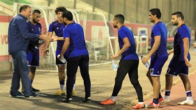 الخطيب يحضر مران الأهلي لتحفيز اللاعبين قبل لقاء الاتحاد بالدوري