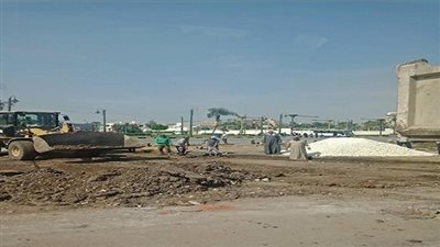 الجيزة تغلق الفتحات المرورية العشوائية بطريق الفيوم الصحراوى واستحداث يوتيرنات جديدة