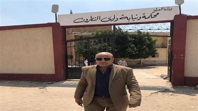 اعلان انسحاب محامي 