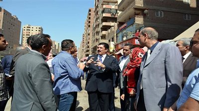 محافظ القليوبية يقوم بجولة مفاجئة بحى غرب شبرا الخيمة