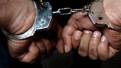 القبض على مسئول كبير بـ