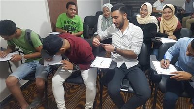 طليعه شباب جامعة السويس يتقدمون بطلبات عضوية لامانة مستقبل وطن بالمحافظة