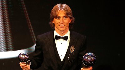 مودريتش يفكر في طريق رونالدو.. ما الأسباب؟