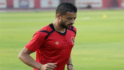 كارتيرون يطلب تقريرا مفصلا من طبيب الأهلي لحسم مصير باسم علي