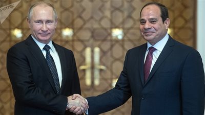 الرئيس السيسى يبحث مع بوتين عودة السياحة الروسية الي مصر