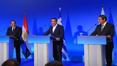 السيسي يشارك في القمة السادسة لآلية التعاون الثلاثي بين مصر وقبرص واليونان