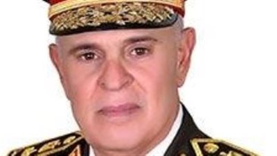 الفريق محمد فريد يعود للوطن بعد مشاركته بمؤتمر بشأن الحرب على الإرهاب