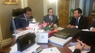 وزير التعليم العالى يبحث آليات التعاون مع رئيس شركة هواوي بمصر
