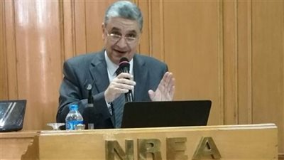 الكهرباء: التحول من الشبكة النمطية الحالية إلى شبكة ذكية تستخدم التكنولوجيات الحديثة ونظم المعلومات