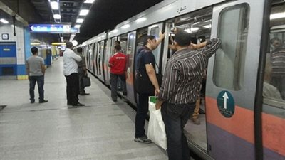 توقف حركة الخط الثاني للمترو بسبب عطل فني بأحد القطارات 