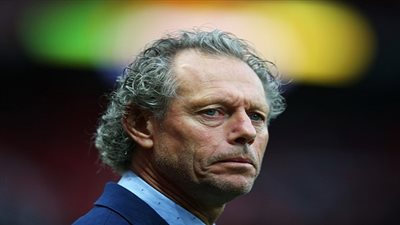 مدرب بروج: نأمل في معجزة للفوز على مانشستر يونايتد