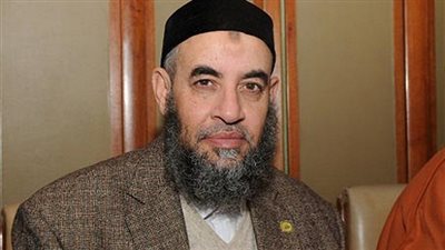 بلاغ يطالب النائب العام بحل 