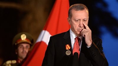 كاتب بريطاني: 