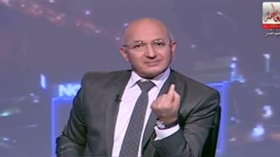 بالفيديو..سيد علي يبكي على الهواء 