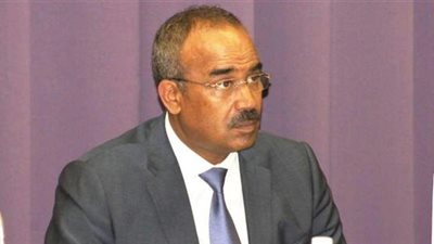 وزير الداخلية الجزائري: القانون سيطبق على الأمير السابق لـ