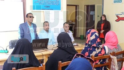 بدء الدورة الثانية لتأهيل معلمي العلوم والرياضيات بالإنجليزية بالسويس