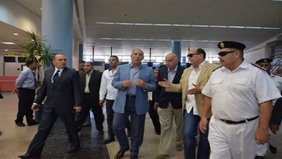 وزير السياحة يفتتح منتجعا سياحيا خلال جولة تفقدية بمرسى علم