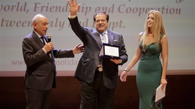 أبو العينين يروي قصته مع شريكه الإيطالي أثناء تأسيسه أول مصنع للسيراميك في مصر