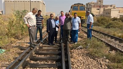 رئيس هيئة السكة الحديد يقود حملة مرور موسعة على خطوط وورش منطقة غرب الدلتا للتأكد من اجراءات السلامة