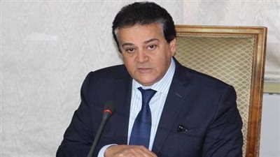 وزير التعليم العالى يتابع أعمال لجنة مسابقة اختيار أفضل جامعة