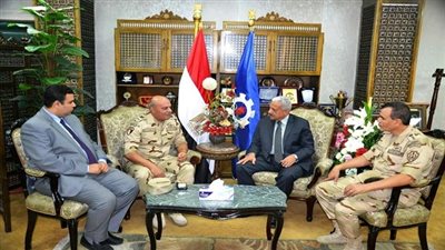 محافظ السويس يستقبل قائد الجيش الثالث الميداني
