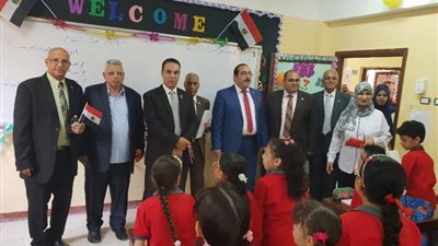 بالصور.. النائب محمد الكومي يشارك في تجديد مبنيين ملحقين بمدرستين بعين شمس 