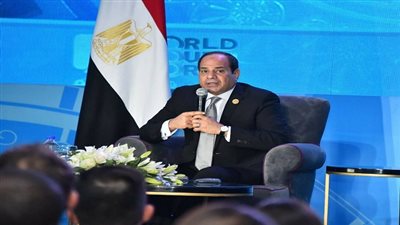 الرئيس السيسي يتناول الملفات الوطنية والإقليمية مع القيادات الشبابية المؤثرة