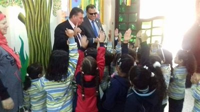 بالصور.. وكيل تعليم الفيوم يتابع مدرسة الرسالة بالمحافظة ويشيد بالانضباط 