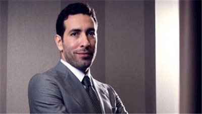 صحيفة إسبانية تهنئ 