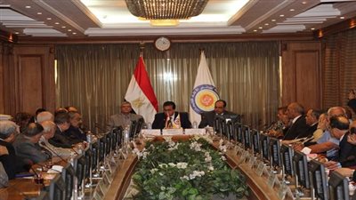 وزير التعليم العالى يترأس اجتماع رؤساء وامناء لجان القطاع