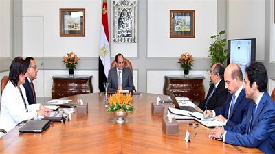 الرئيس السيسي يجتمع مع كلٍ من رئيس الوزراء ووزير الزراعة