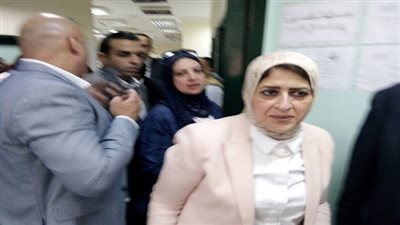 وزيرة الصحة تفتتح بنك الدم الإقليمي بدمياط