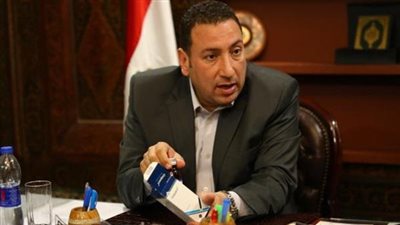 نقيب الصيادلة يهاتف الصحة لبحث تداعيات قرار فتح صندوق مثائل الأدوية‎