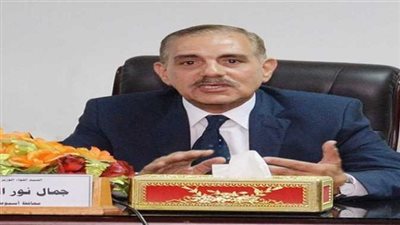 محافظ أسيوط: خطة لدعم المشروعات الصغيرة والمتوسطة فى المحافظة 