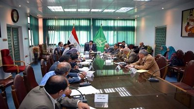 محافظ القليوبية يشدد على التعامل بكل حزم مع  ملف التعديات على الأراضي الزراعية وأملاك الدولة