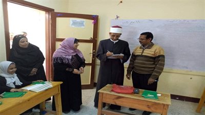 رئيس ازهر الفيوم يزورعدداً من المعاهد التابعة للإدارة التعليمية 