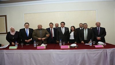 وزير التعليم العالي يشهد تنصيب رؤساء ونواب الاتحادات الطلابية بجامعتي القاهرة وعين شمس
