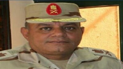 قائد الجيش ومدير أمن السويس يتفقدان قوات تأمين الكنائس