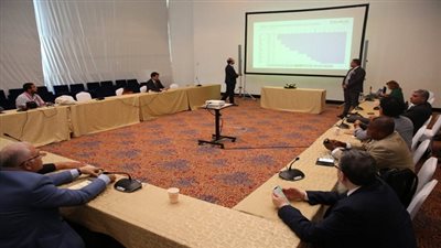 عقد جلسة حول الحد من استهلاك الأكياس البلاستيكية غير المتحللة