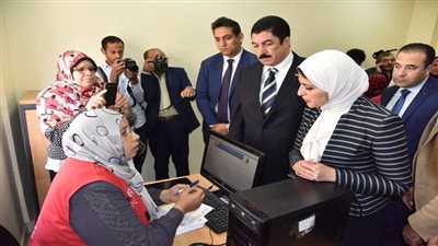 وزيرة الصحة تتفقد سير عمل مبادرة الرئيس بصحة 