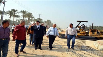 محافظ القليوبية يقوم بجولة مفاجئة لمدينة الخانكة وطريق الجبل الاصفر والكويتية 