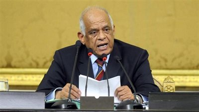 عبد العال يوجه إنذارا للحكومة: «صلاحيات البرلمان لها احترامها»
