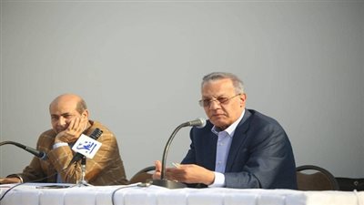 عادل حمودة يصف شخصية المخرج صلاح ابو سيف خلال ندوة إطلاق كتاب 