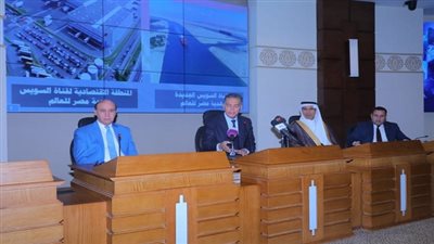 انعقاد  الجلسة الحوارية الخاصة بالفرص التي تتيحها ثورة التكنولوجيا في مجال النقل  