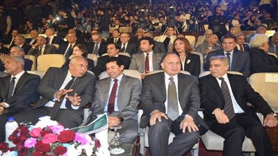 بالصور.. محافظ الفيوم يشهد حفل ختام مهرجان إبداع الأول لمراكز الشباب 2018